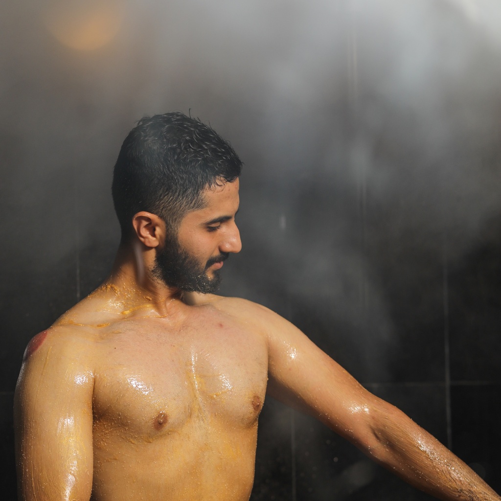 حمام مغربي - إهداء